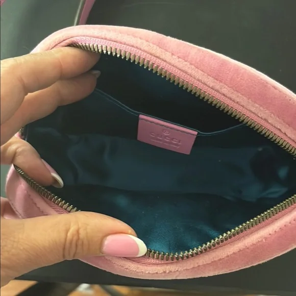 Gucci Pink Belt Bag with Gold GG and Crystal Details - Picture 3 of 3